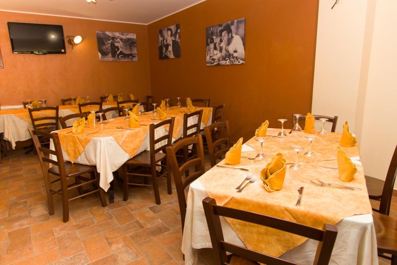 Appartamenti Anza Capo dʼOrlando Buitenkant foto