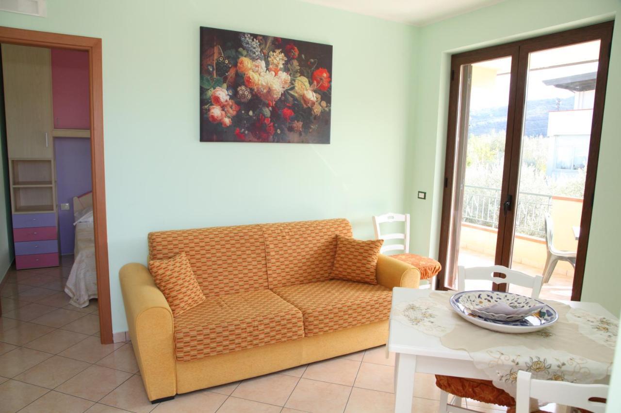 Appartamenti Anza Capo dʼOrlando Buitenkant foto