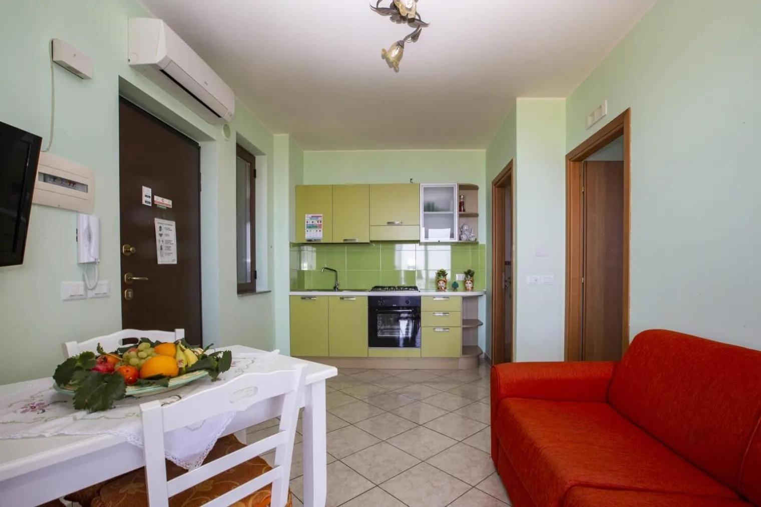 Appartamenti Anza Capo dʼOrlando Buitenkant foto