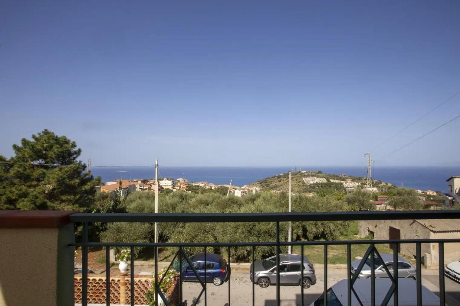 Appartamenti Anza Capo dʼOrlando Buitenkant foto